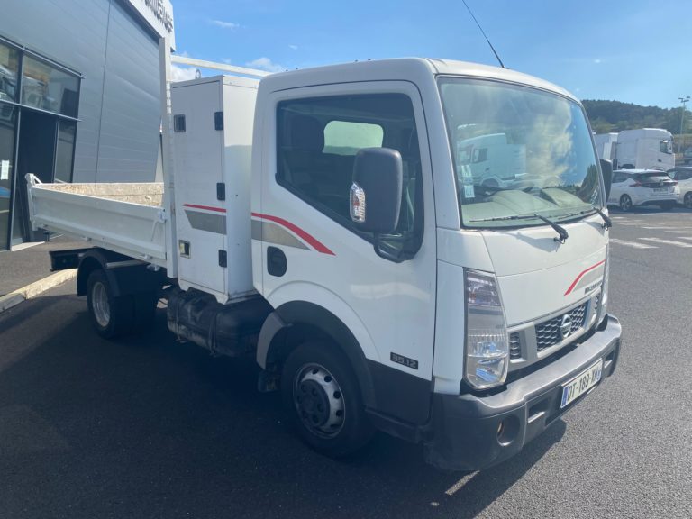 camionette-cabstar-35-12-emp1-nissan-oblp22026-1